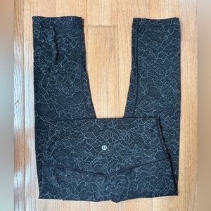 Lululemon capri leggings